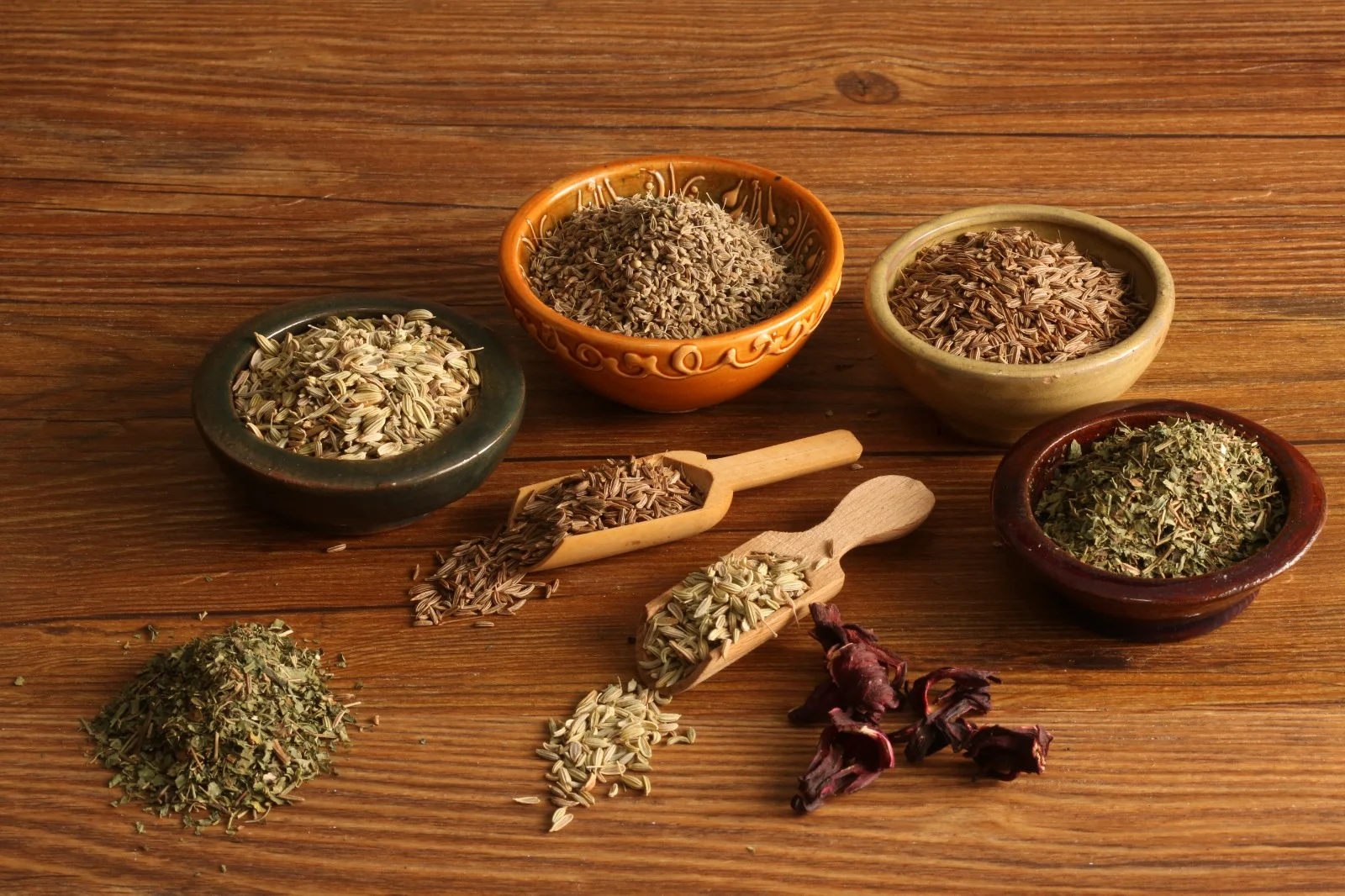 Egyptian spice export – cumin, coriander, black pepper, and chili by Alamir Group